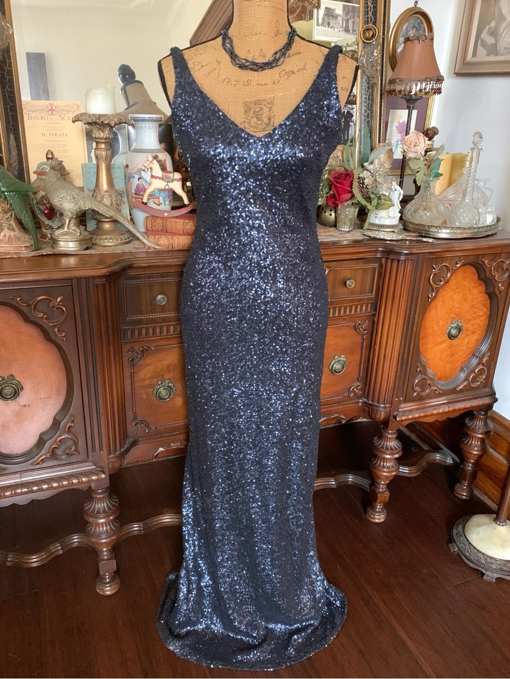 Vintage Elegant 30's-inspired Sultry Midnight Blue Sequin Prom Gown Dress
